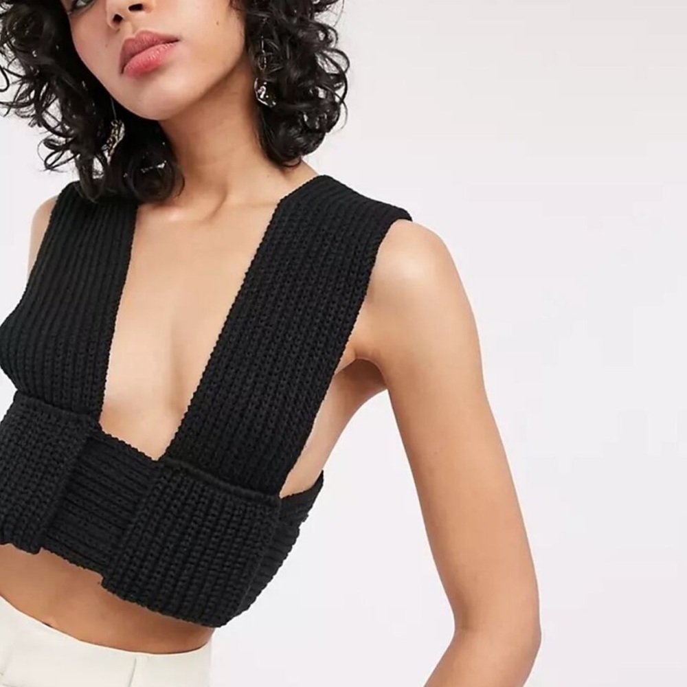 Simonett Black Multi-Wear Top